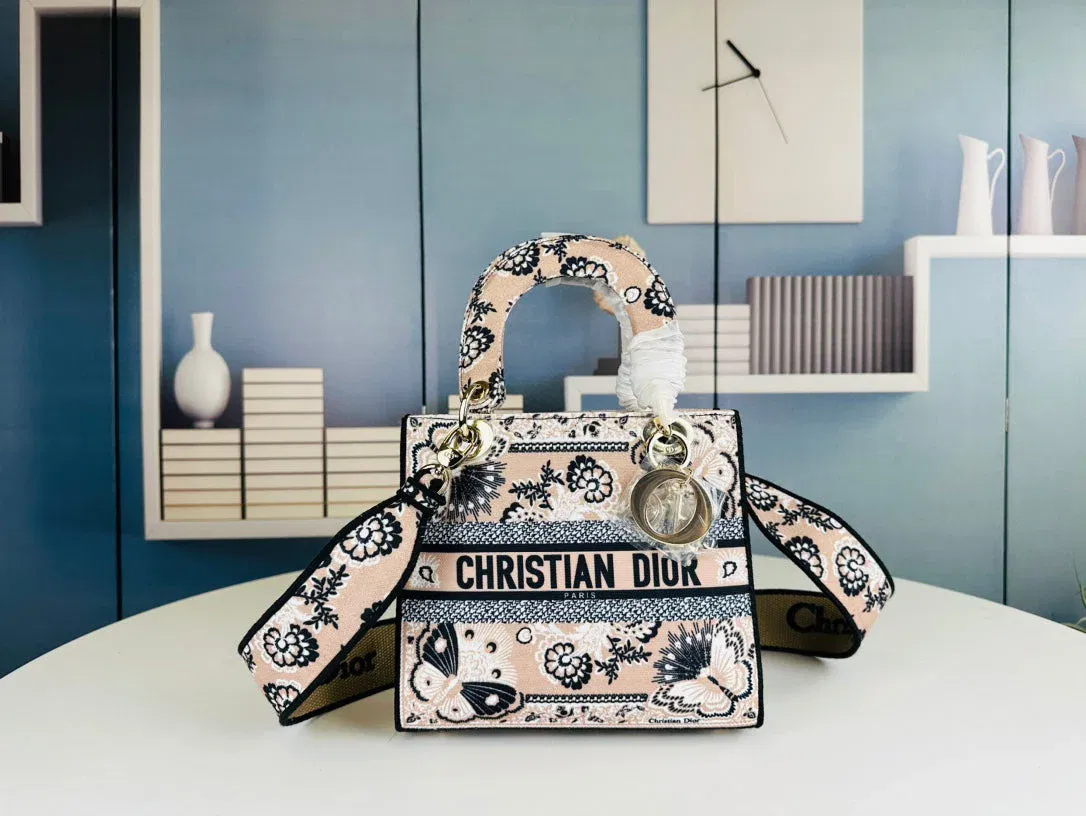 Luxury Bags Elite Carryalls