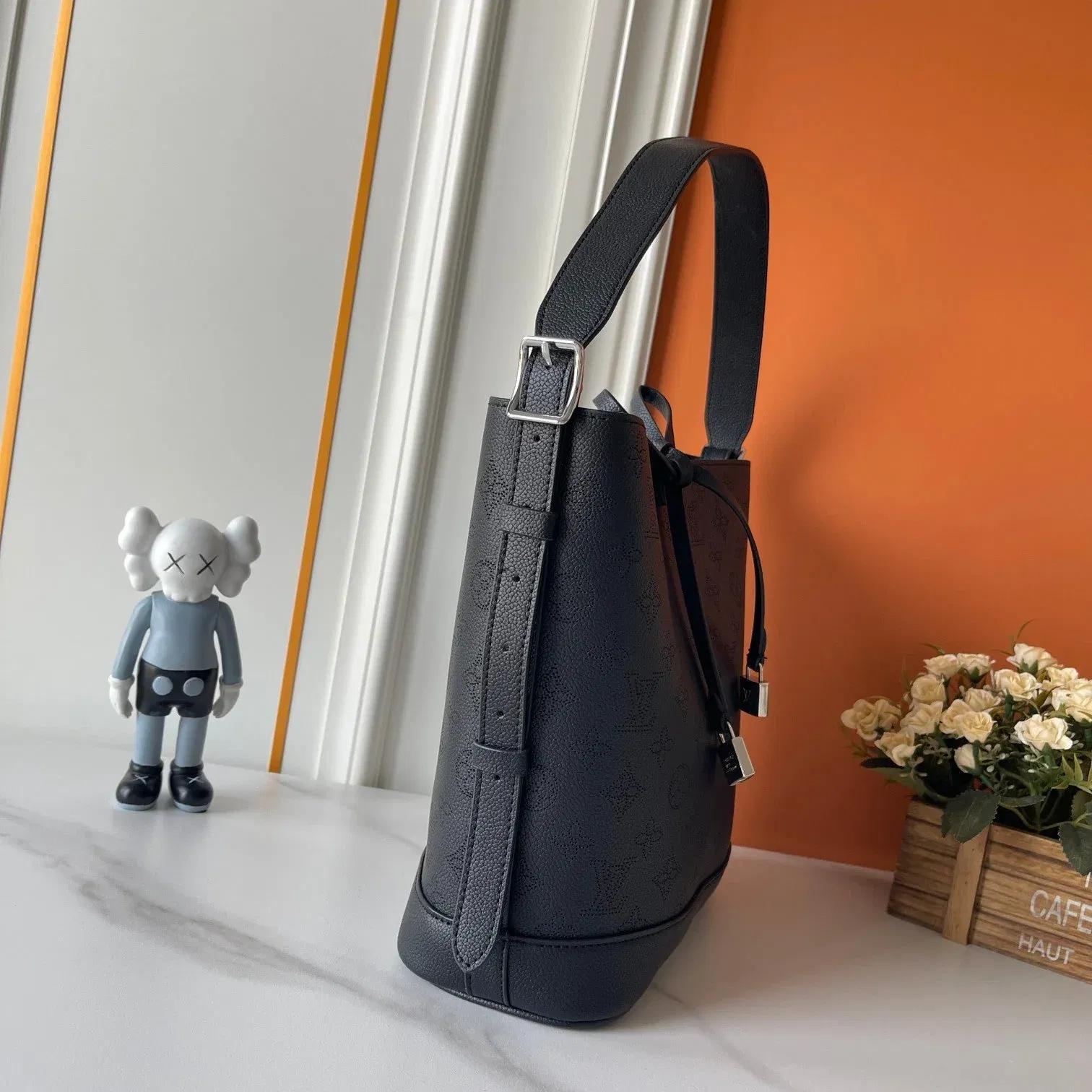 Luxury Bags Elite Carryalls — image 5