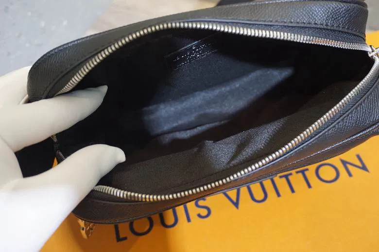 Luxury Bags Elite Carryalls — image 5