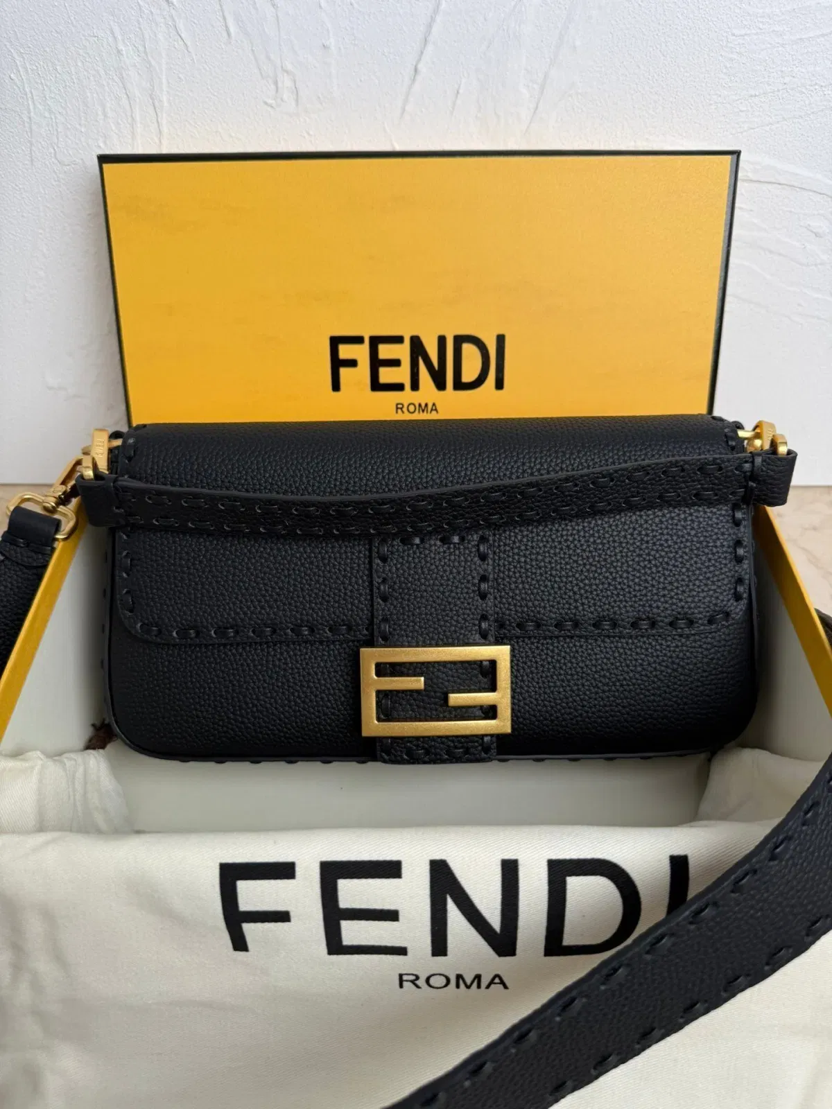 Luxury Bags Bags - DESIGNER BAGS FOR WOMEN - AFFORDABLE LUXURY BAGS - 19315