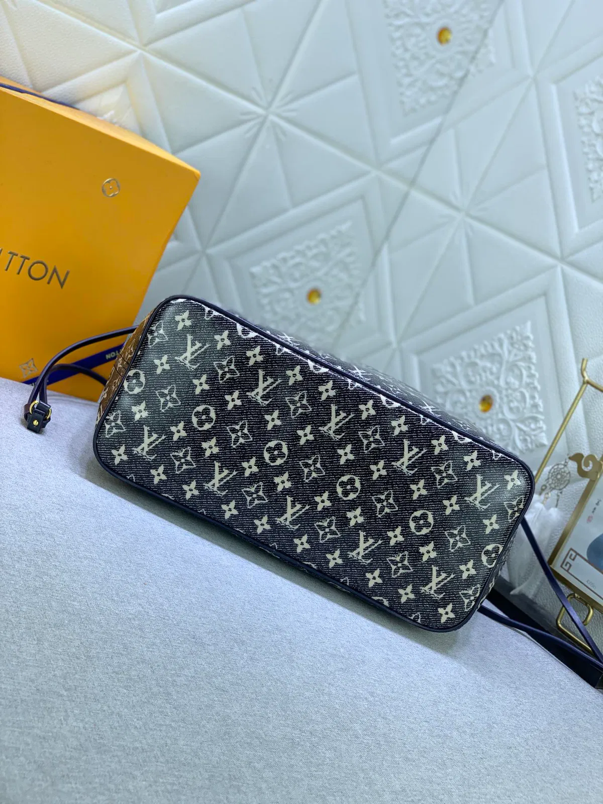 Luxury Bags Elite Carryalls — image 3