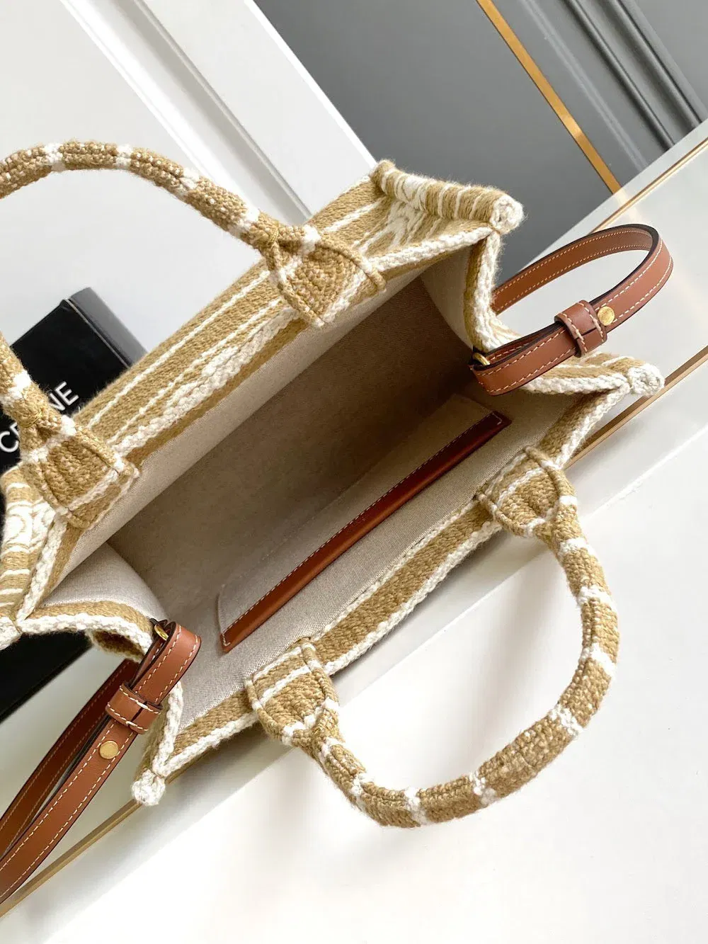 Luxury Bags Celine Luxury Bag --112128 — image 8