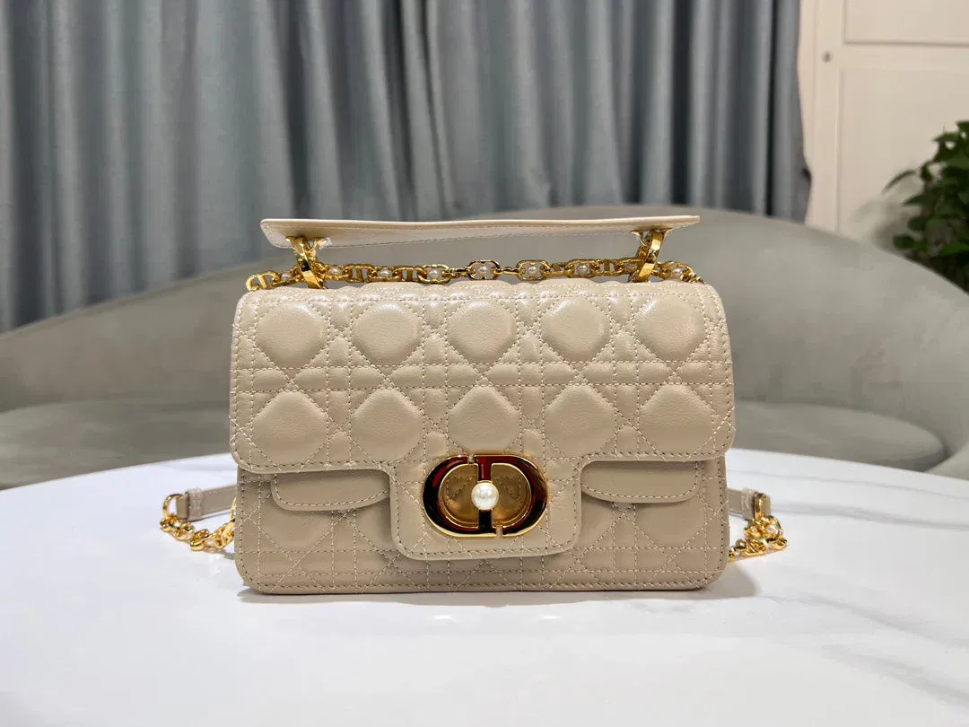 Luxury Bags Elite Carryalls