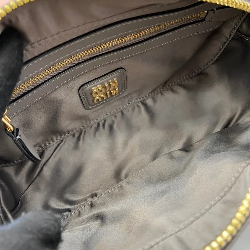 Luxury Bags Miun Miun Luxury Bag --122187 — image 8