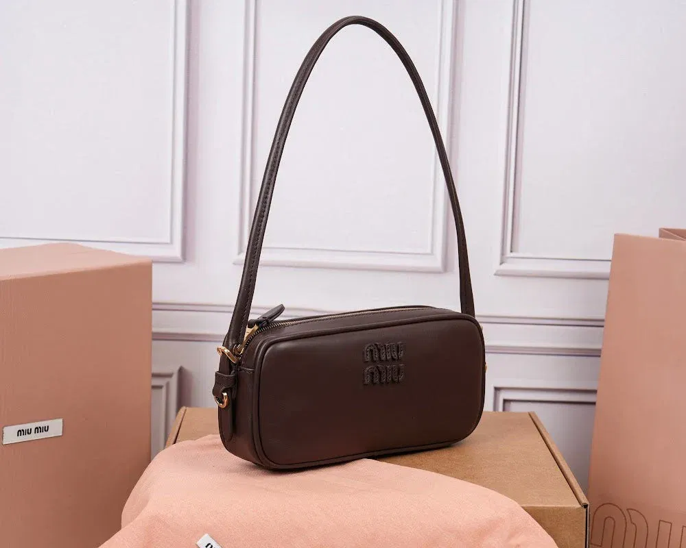 Luxury Bags Miun Miun Luxury Bag --122606 — image 2
