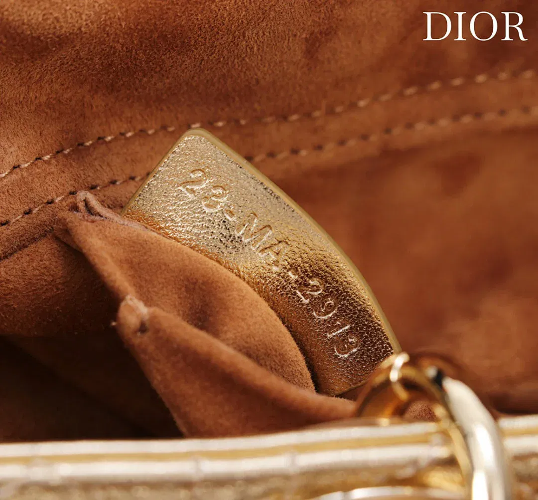 Luxury Bags - Premium Luxury Goods and Accessories - AFFORDABLE LUXURY BAGS - 18929 — image 4