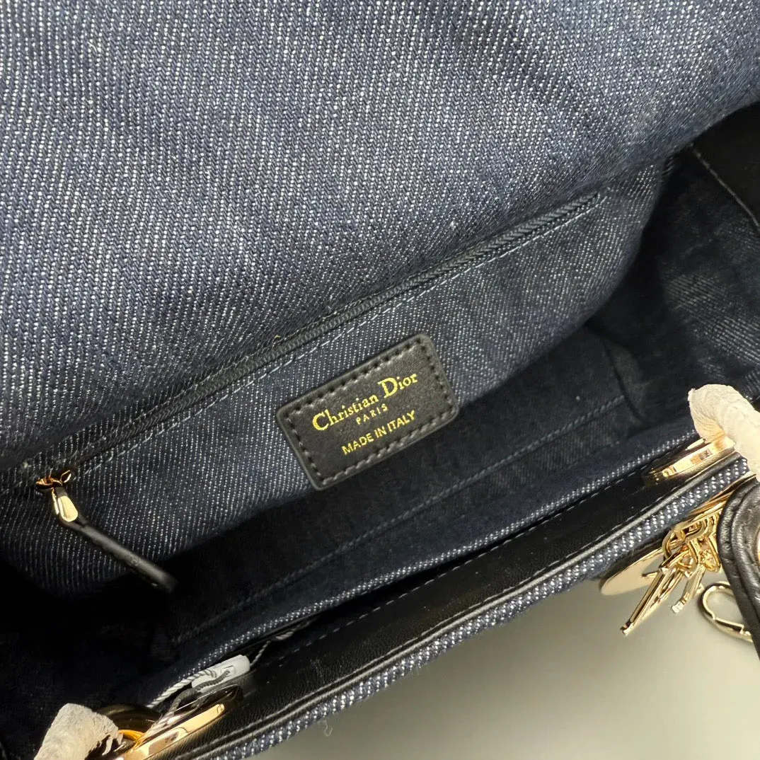 Luxury Bags Elite Carryalls — image 4