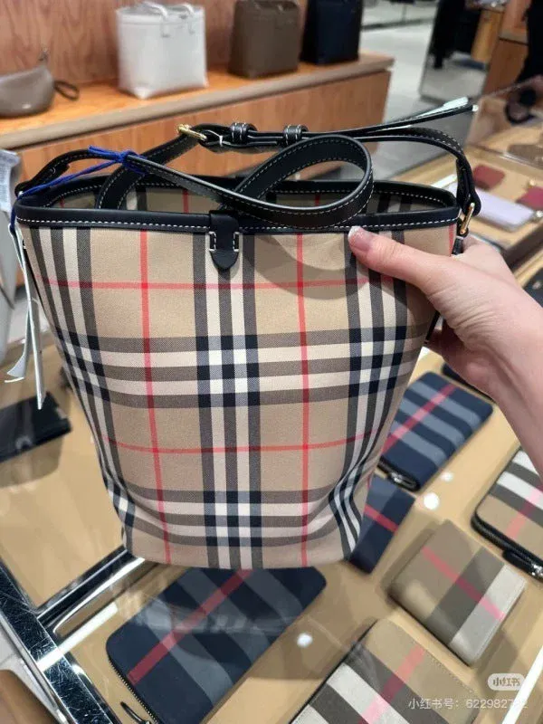 Luxury Bags - DESIGNER BAGS FOR WOMEN - AFFORDABLE LUXURY BAGS - 17435