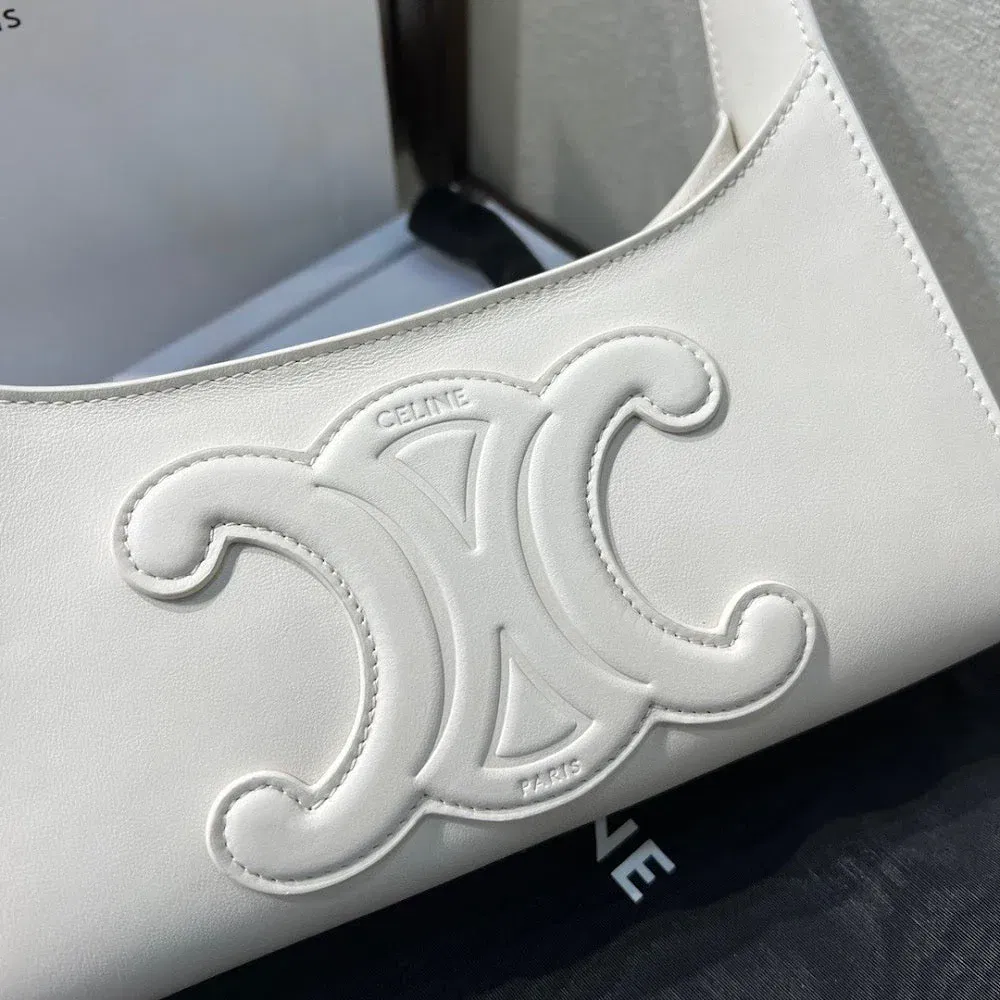 Luxury Bags Celine Luxury Bag --112265 — image 4