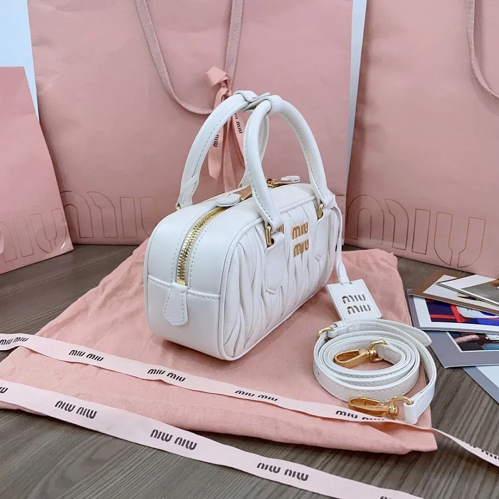 Luxury Bags Miun Miun Luxury Bag --122469 — image 2