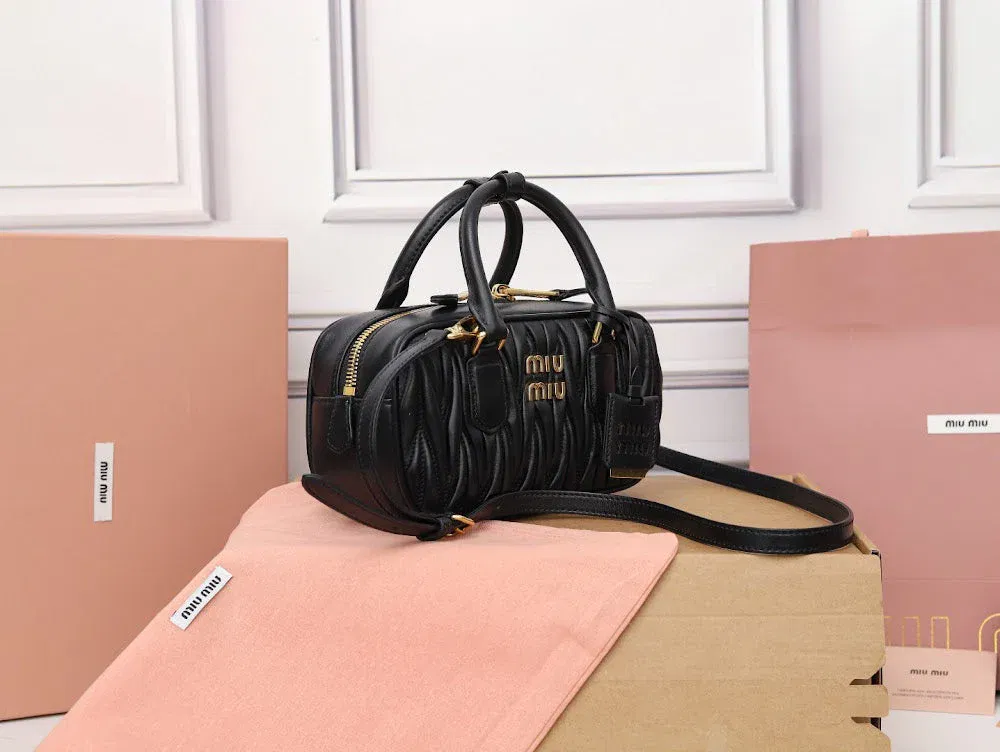 Luxury Bags Miun Miun Luxury Bag --122503 — image 2