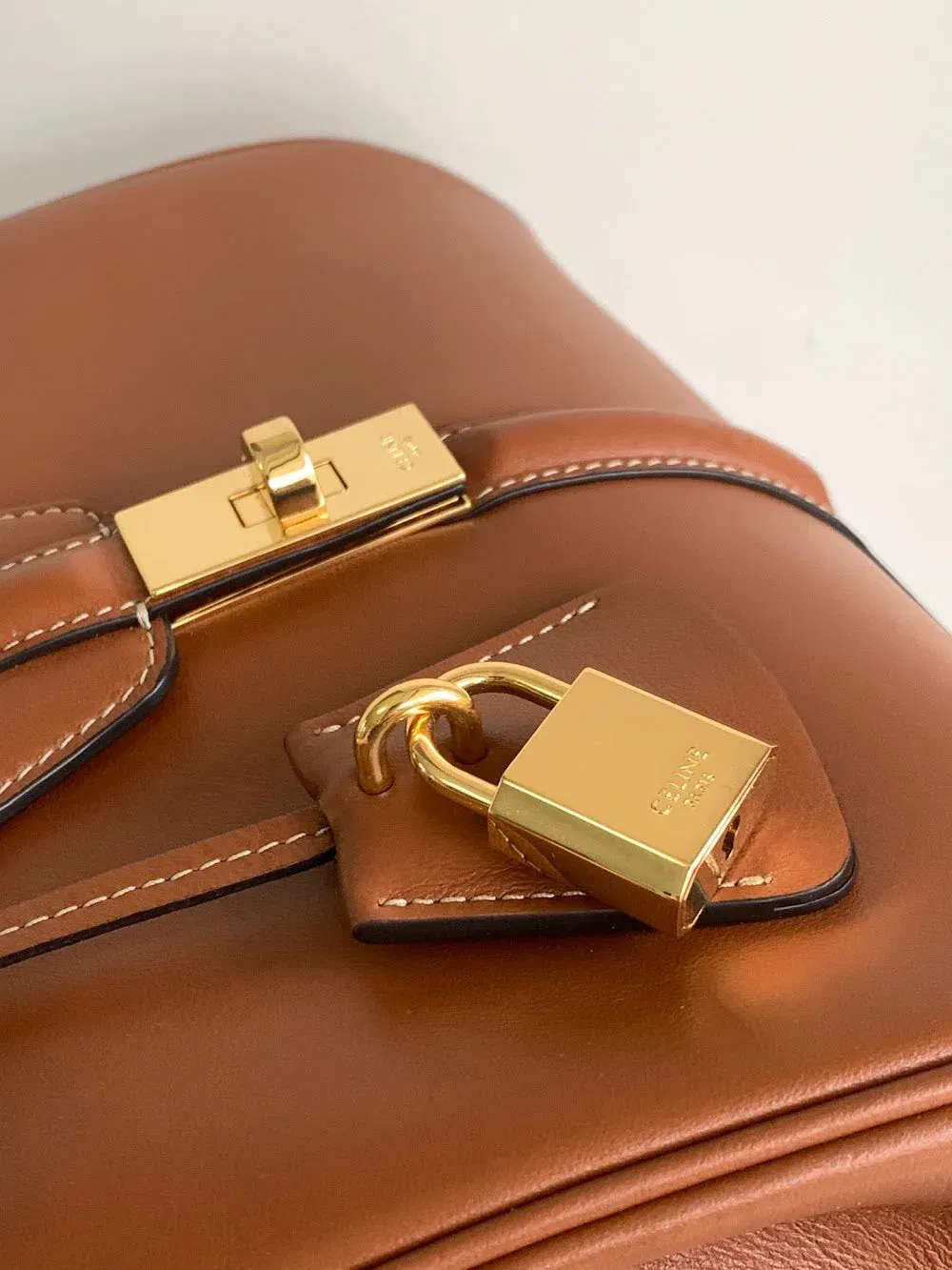 Luxury Bags Celine Luxury Bag --112178 — image 6