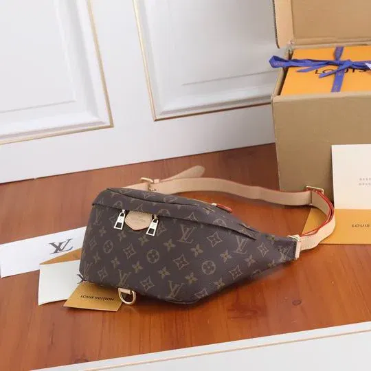 Luxury Bags Elite Carryalls — image 2