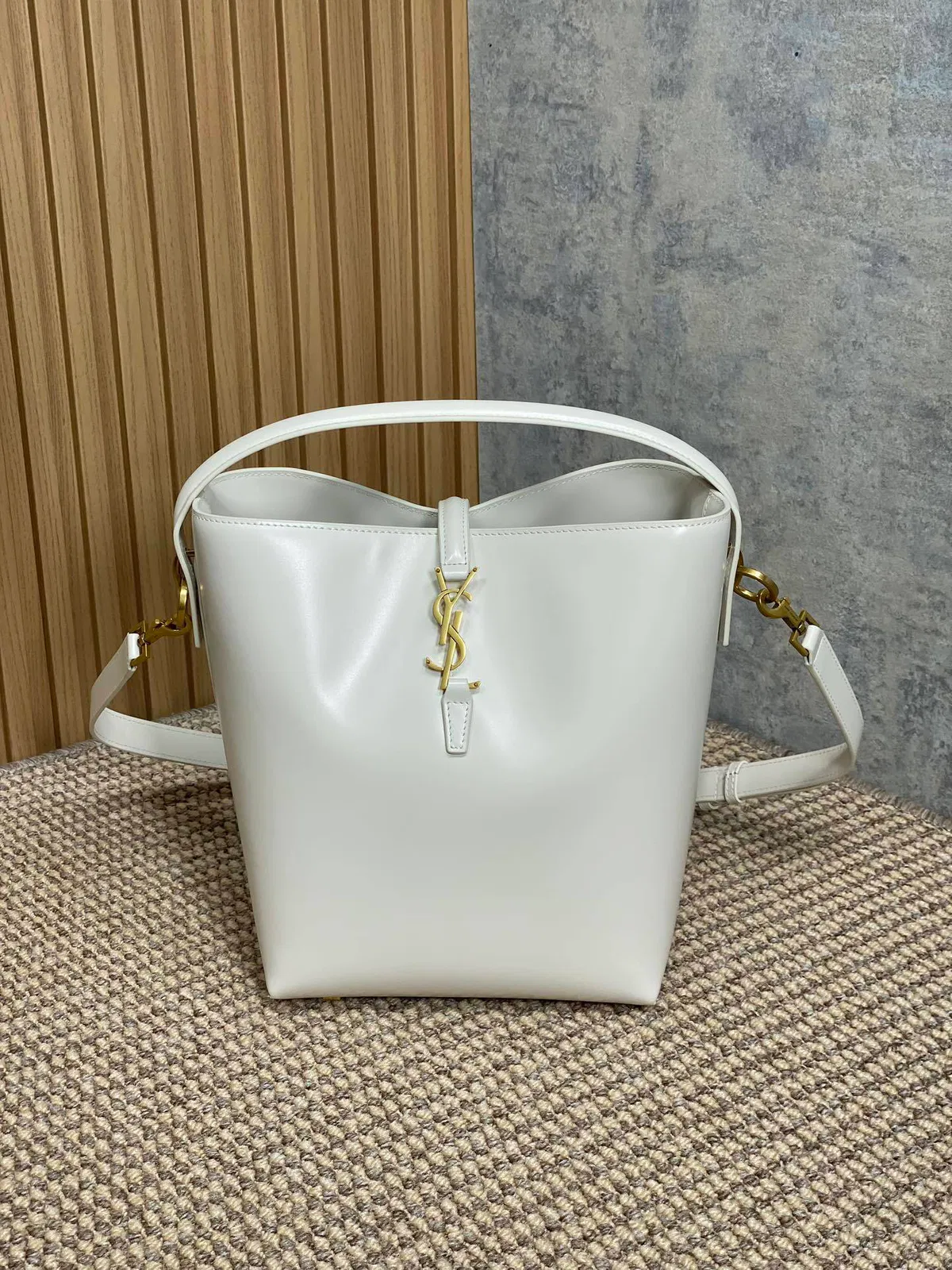 Luxury Bags - Premium Luxury Goods and Accessories - AFFORDABLE LUXURY BAGS - 15453