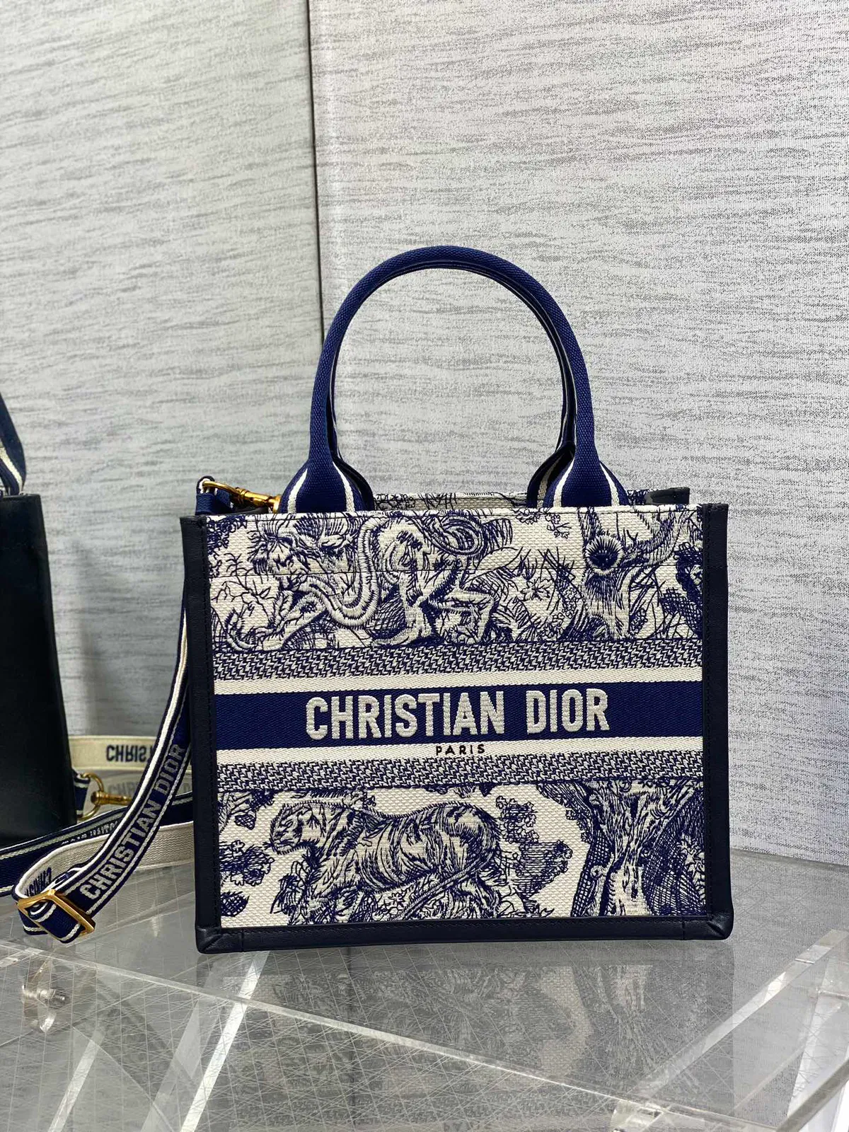 Luxury Bags Elite Carryalls