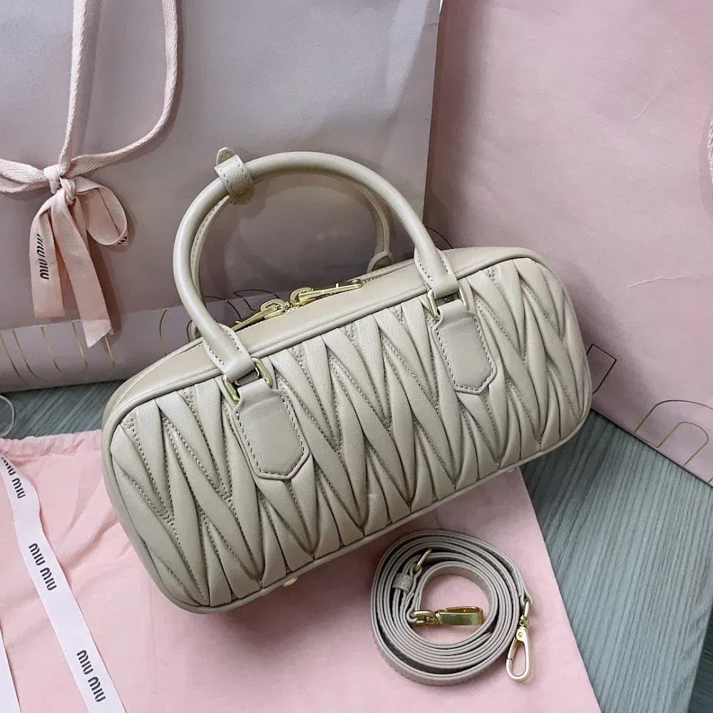 Luxury Bags Miun Miun Luxury Bag --122387 — image 2