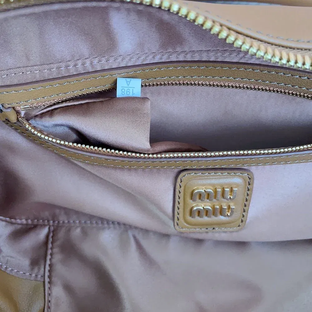 Luxury Bags Miun Miun Luxury Bag --122297 — image 9