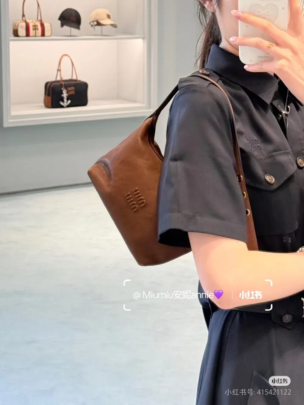 Luxury Bags Miun Miun Luxury Bag --122245 — image 5