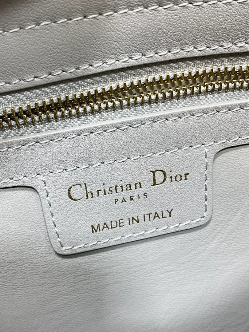 Luxury Bags - Premium Luxury Goods and Accessories - AFFORDABLE LUXURY BAGS - 18941