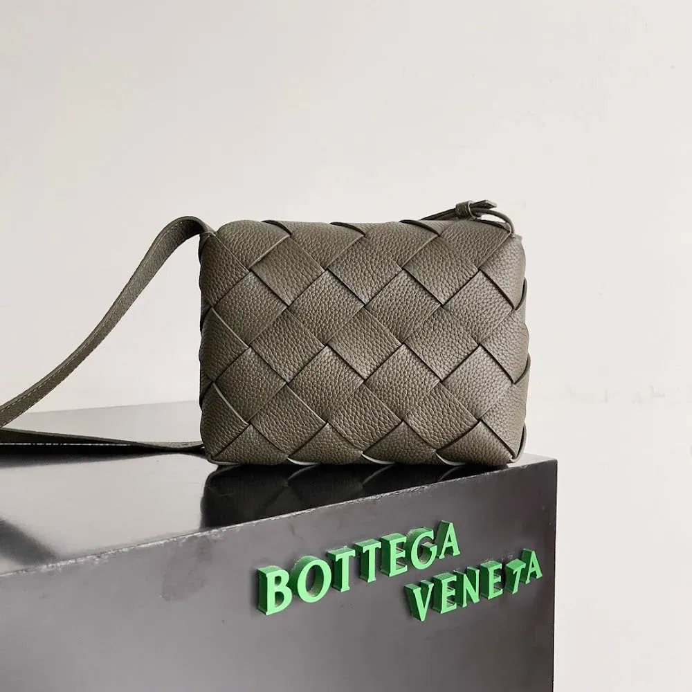 new-designer-premium-bags-nm21131 — image 2
