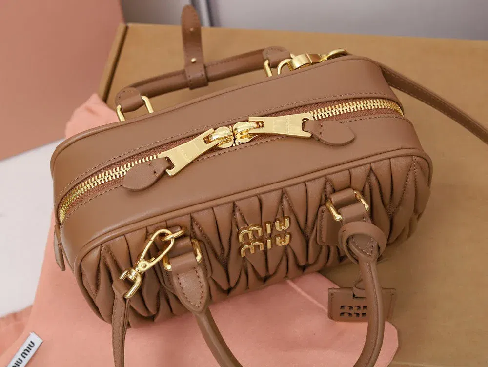Luxury Bags Miun Miun Luxury Bag --122502 — image 6