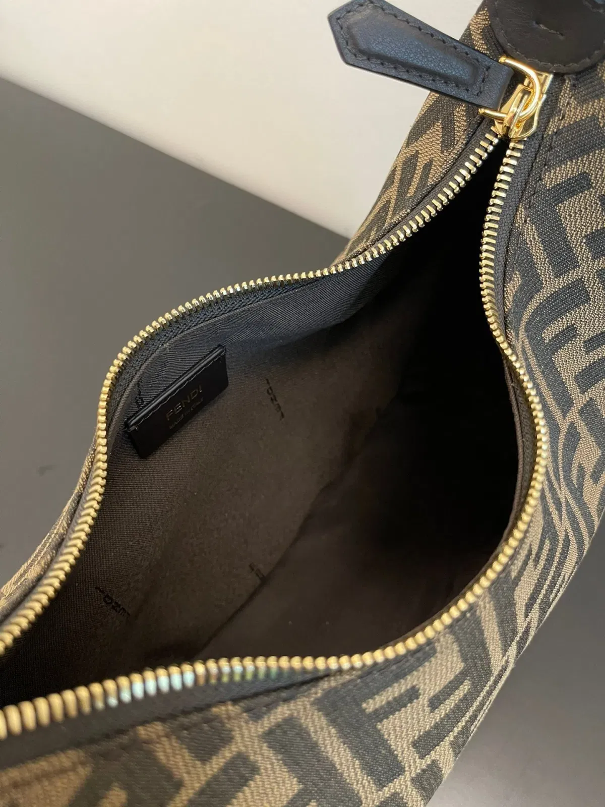 Luxury Bags - Premium Luxury Goods and Accessories - AFFORDABLE LUXURY BAGS - 19113 — image 8