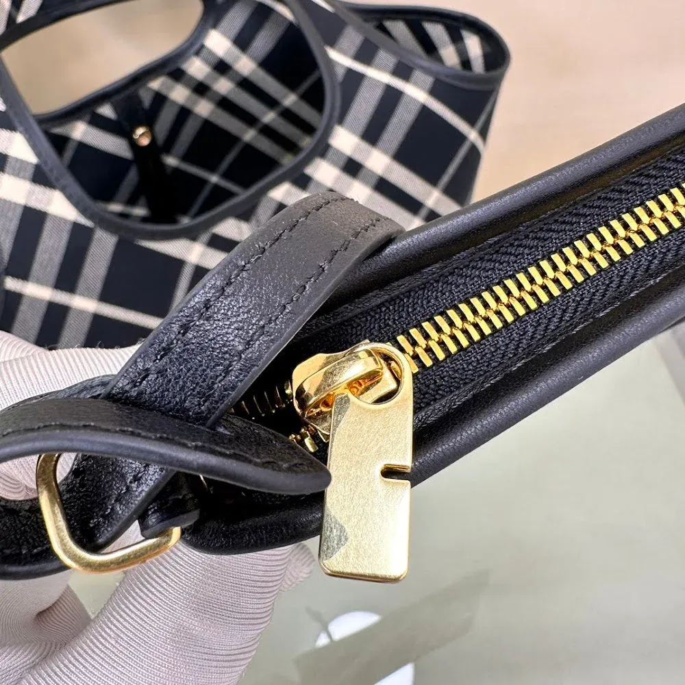 new-luxury-designer-bags-nm20956 — image 4