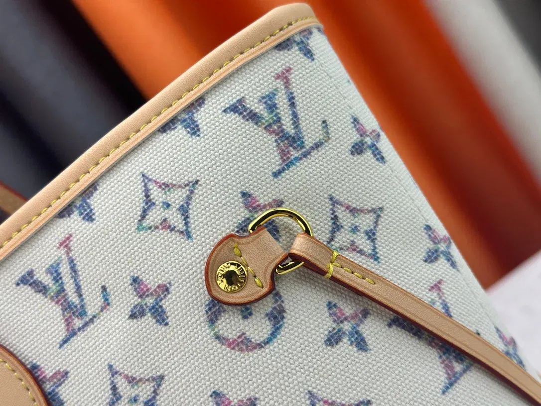 Luxury Bags Elite Carryalls — image 4
