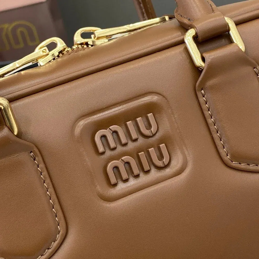 Luxury Bags Miun Miun Luxury Bag --122183 — image 5