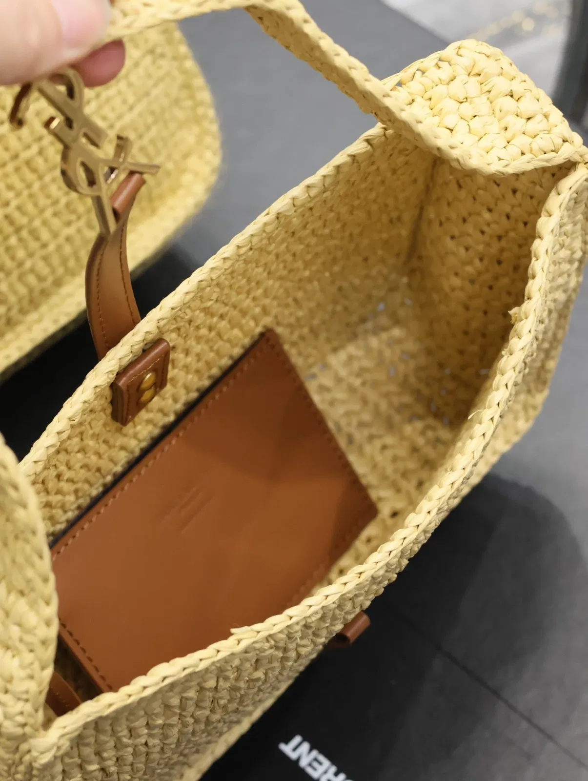 Luxury Bags - Premium Luxury Goods and Accessories - AFFORDABLE LUXURY BAGS - 15193 — image 8