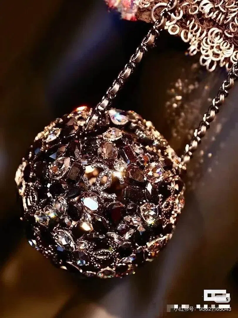 Luxury Bags - DESIGNER BAGS FOR WOMEN - AFFORDABLE LUXURY BAGS - 17827
