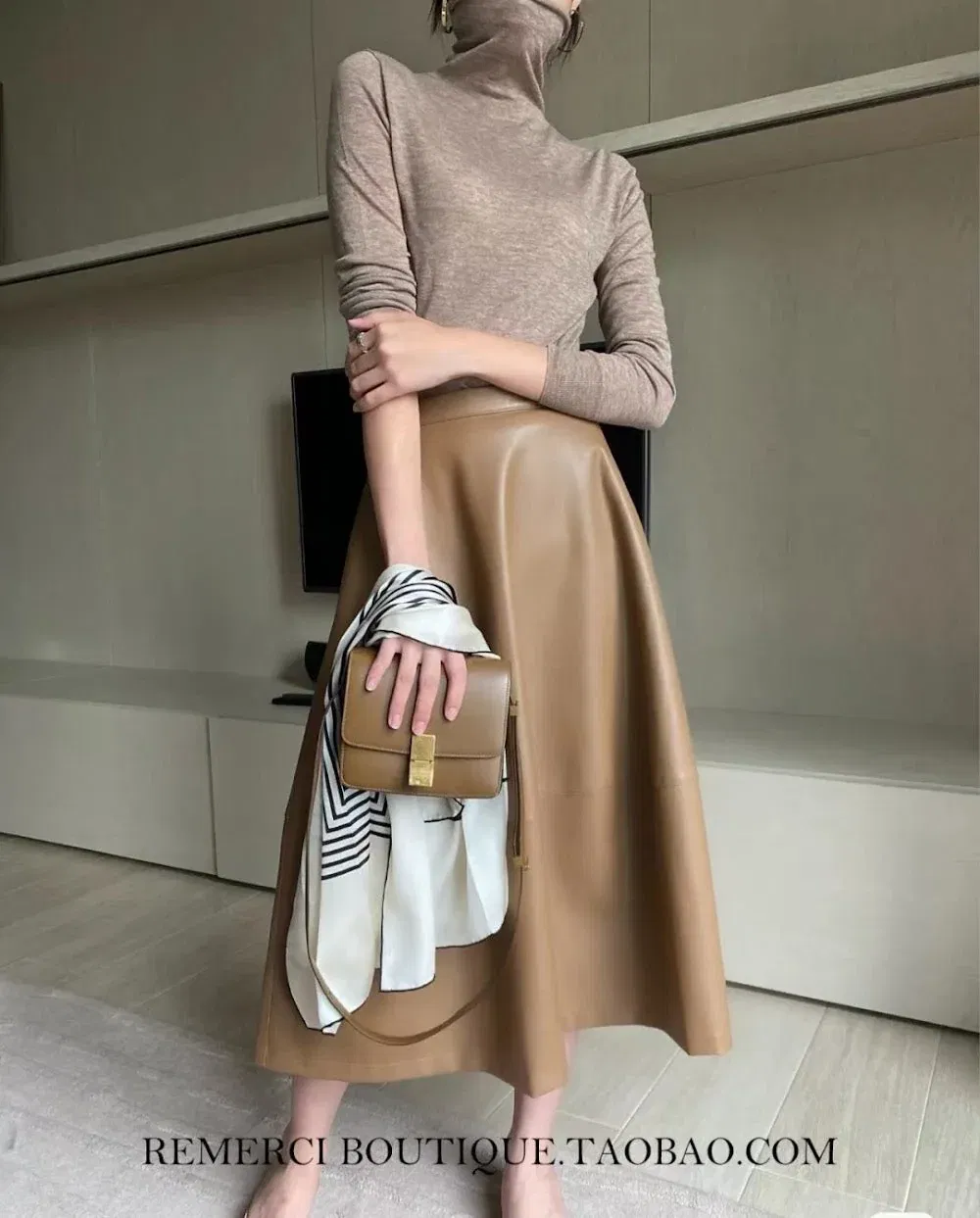 Luxury Bags Celine Luxury Bag --111940 — image 3