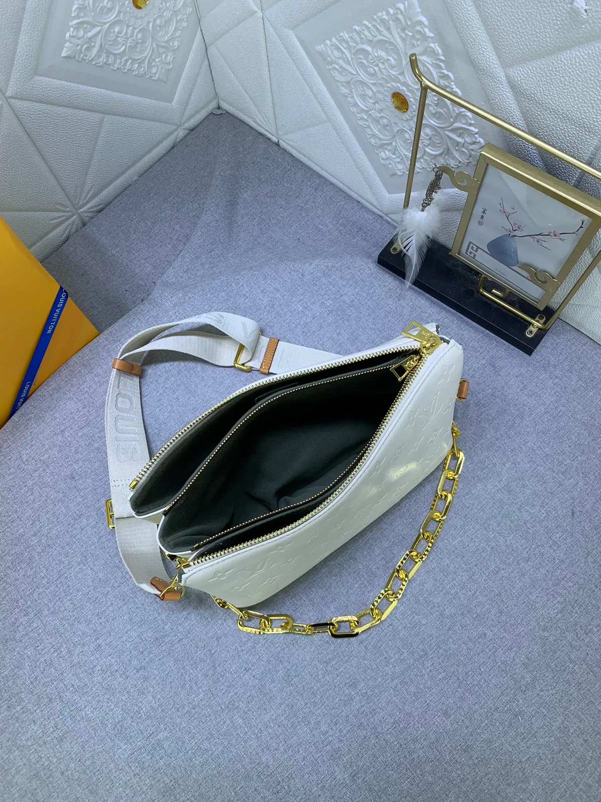 Luxury Bags Elite Carryalls — image 4