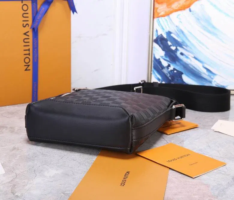 Luxury Bags Elite Carryalls — image 4