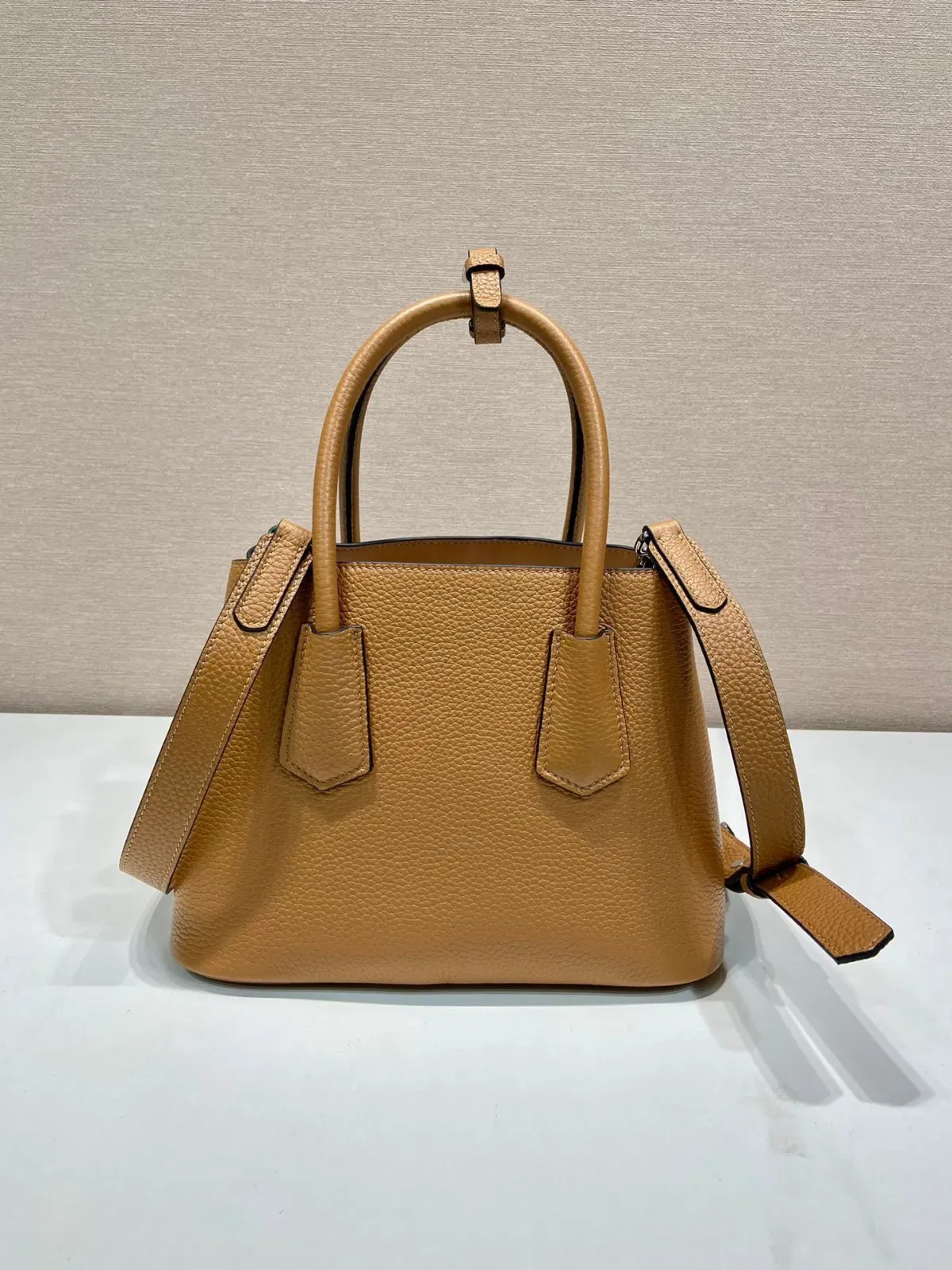 Luxury Bags - Premium Luxury Goods and Accessories - AFFORDABLE LUXURY BAGS - 14037 — image 4