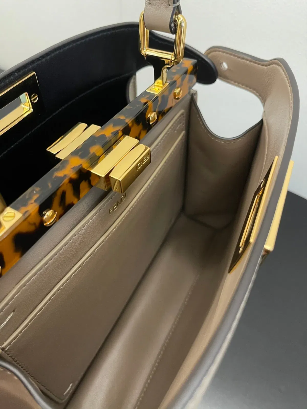 Luxury Bags Bags - High-Quality Designer Products for You - AFFORDABLE LUXURY BAGS - 19146 — image 6