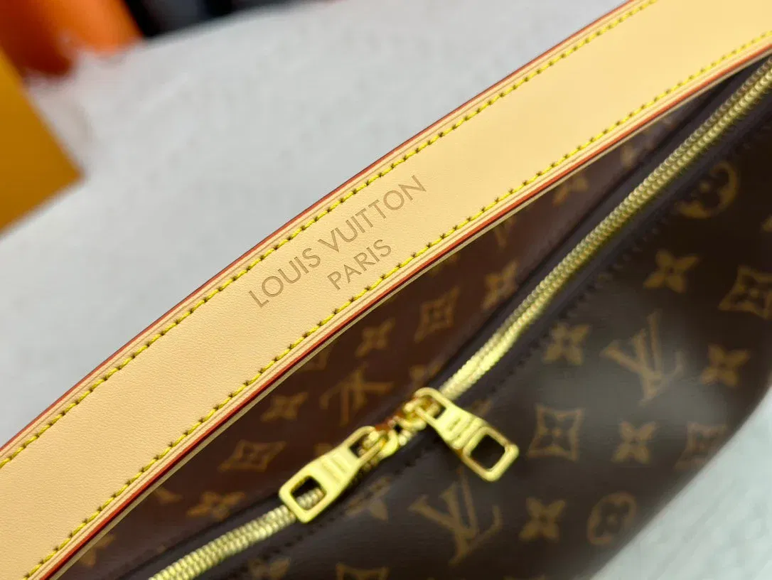 Luxury Bags Elite Carryalls — image 4
