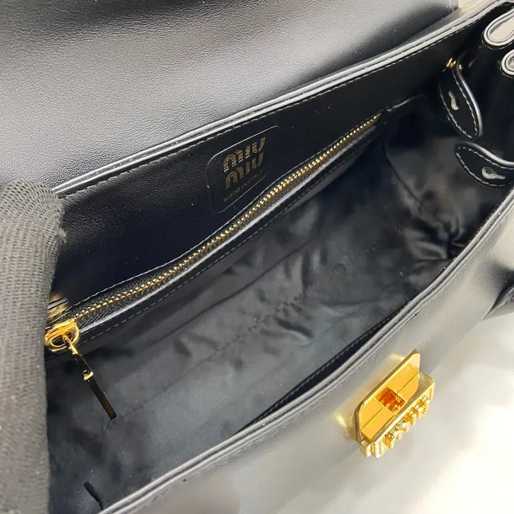 Luxury Bags Miun Miun Luxury Bag --122361 — image 9