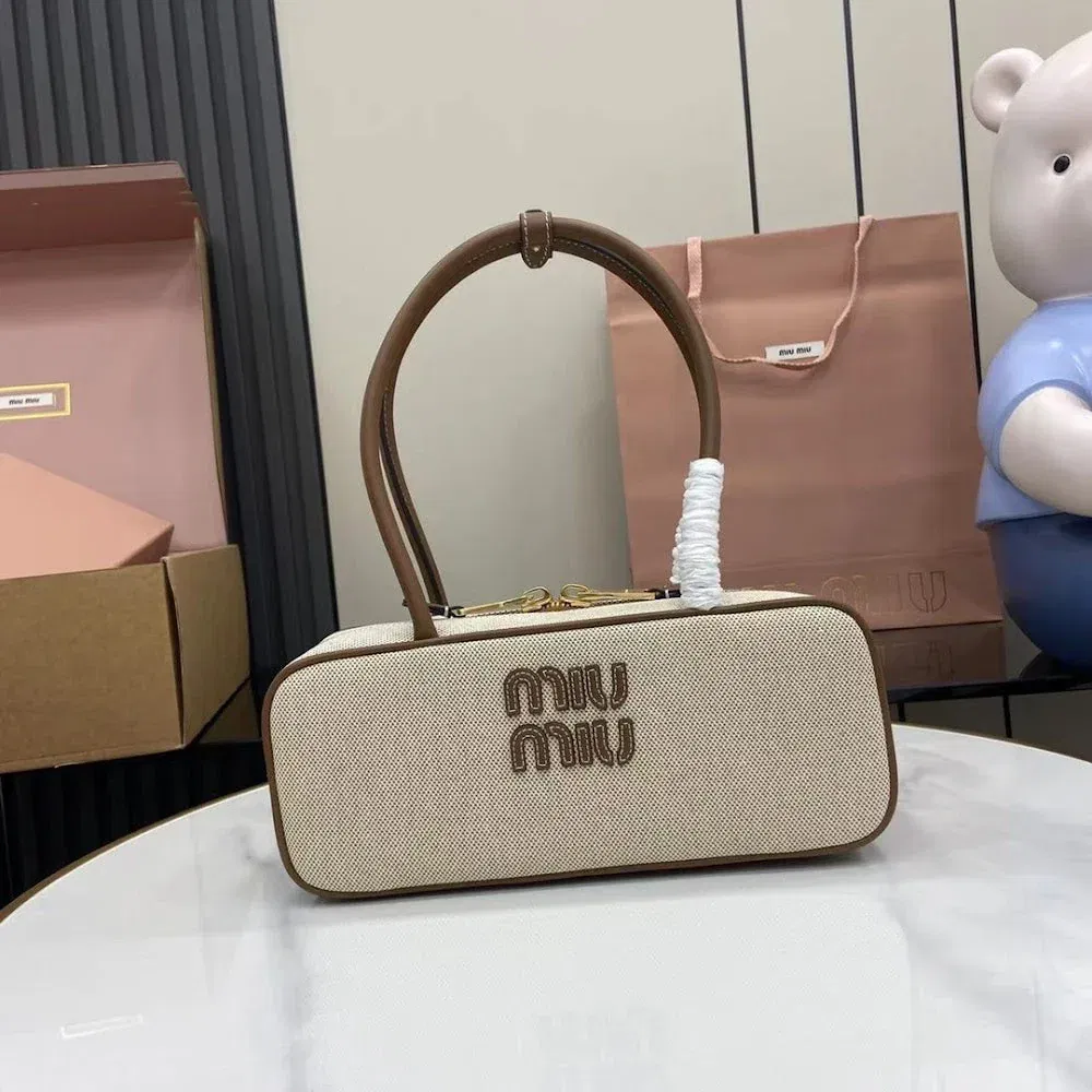 Luxury Bags Miun Miun Luxury Bag --122219
