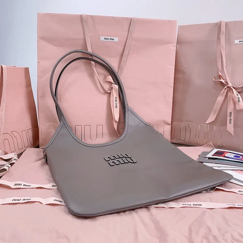 Luxury Bags Miun Miun Luxury Bag --122403 — image 4