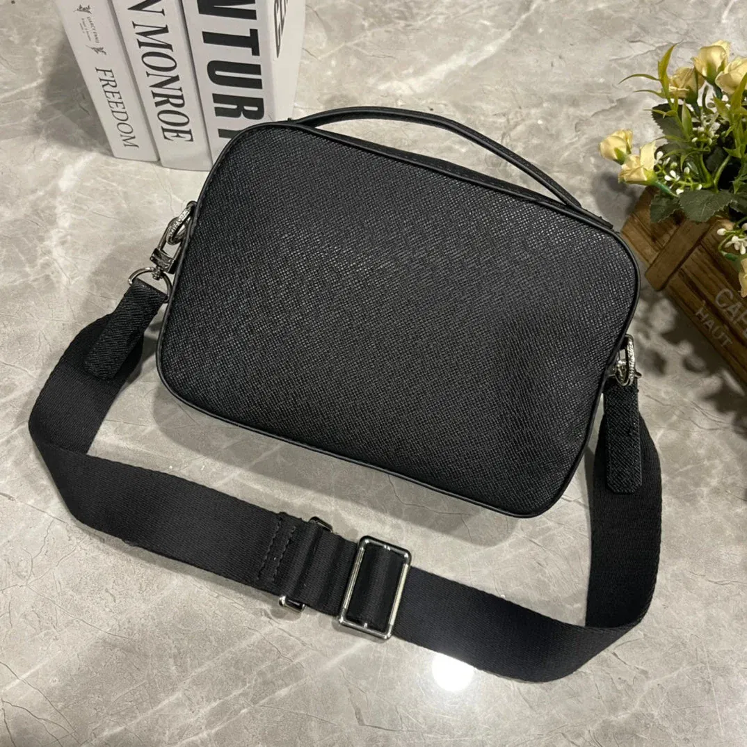 Luxury Bags Elite Carryalls — image 3