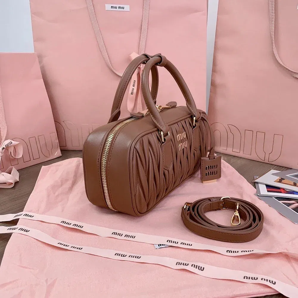 Luxury Bags Miun Miun Luxury Bag --122386 — image 2