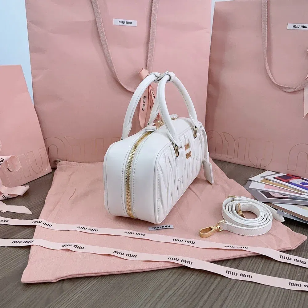 Luxury Bags Miun Miun Luxury Bag --122388 — image 2