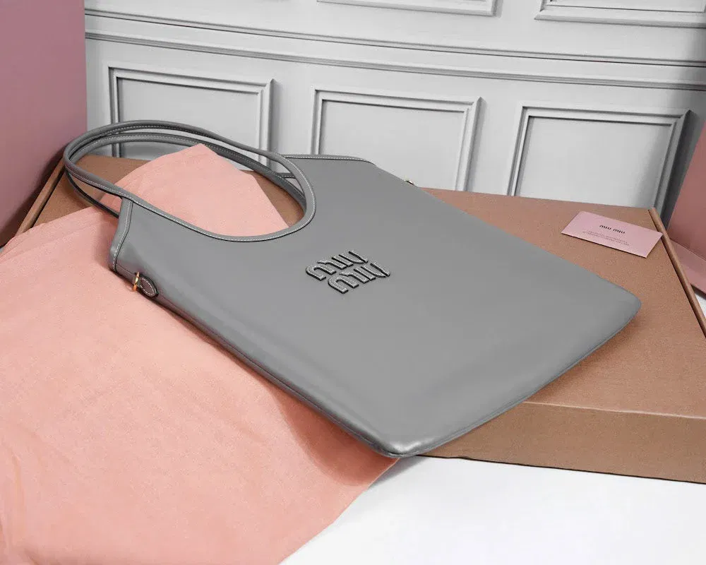 Luxury Bags Miun Miun Luxury Bag --122604 — image 4