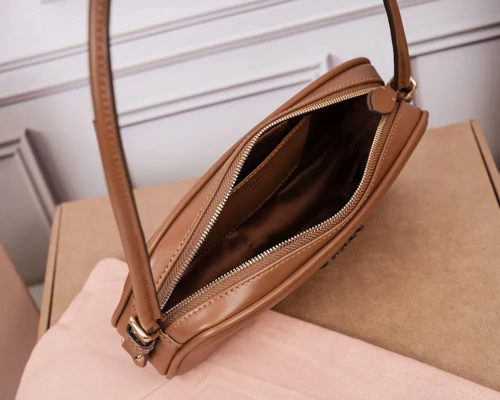 Luxury Bags Miun Miun Luxury Bag --122605 — image 8
