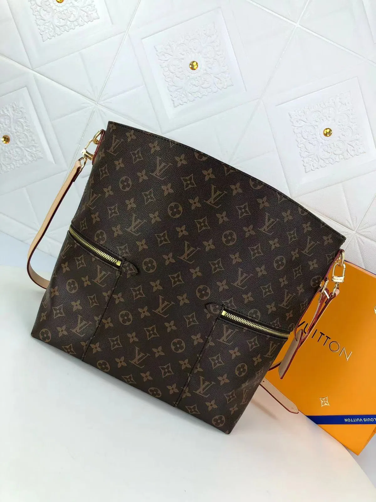 Luxury Bags Elite Carryalls — image 3