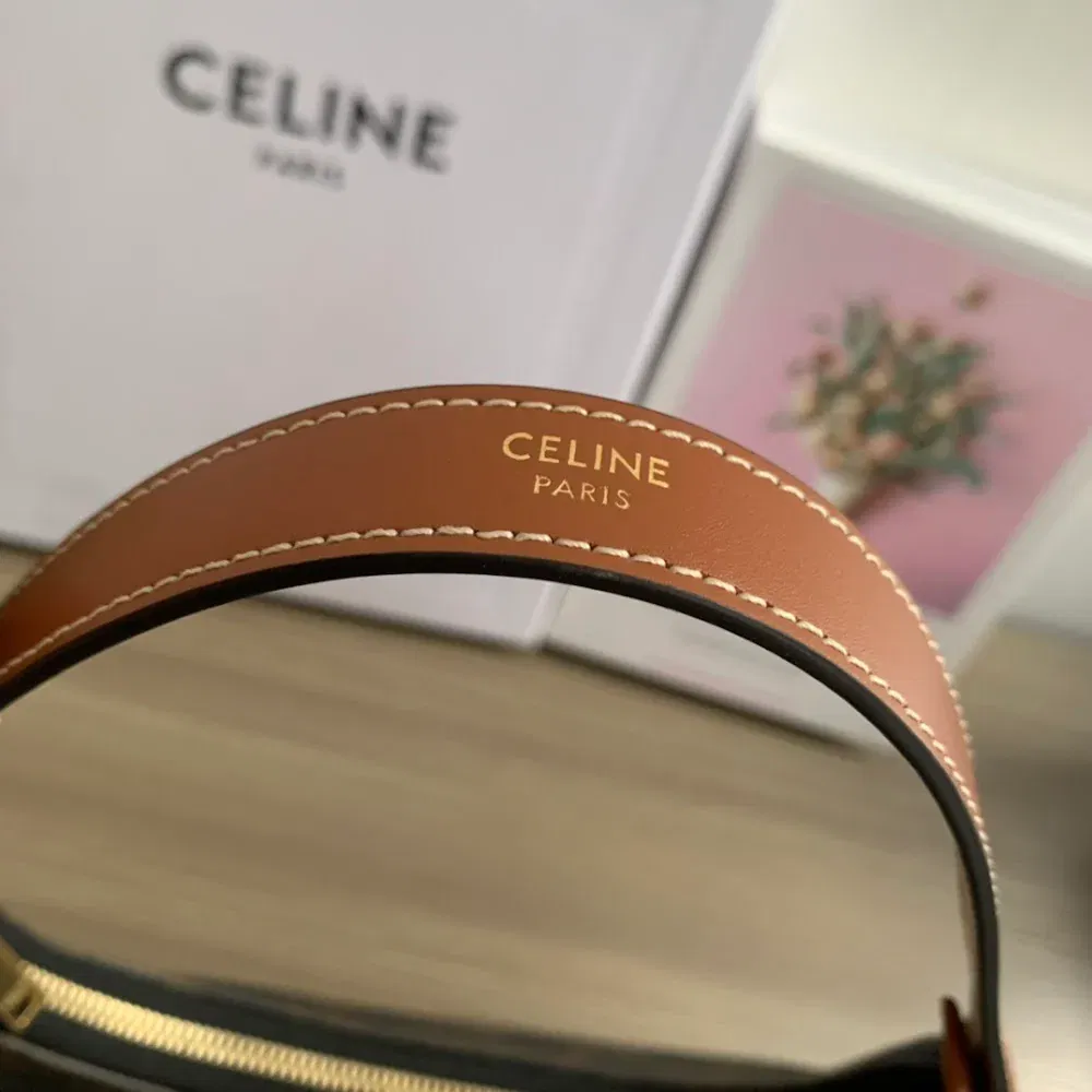 Luxury Bags Celine Luxury Bag --111966 — image 5