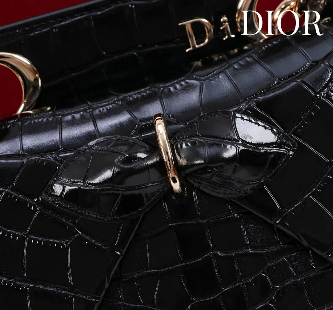 Luxury Bags - Premium Luxury Goods and Accessories - AFFORDABLE LUXURY BAGS - 18953 — image 4