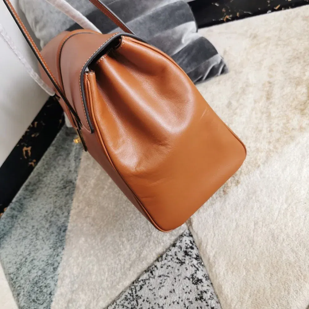 Luxury Bags Celine Luxury Bag --112033 — image 4
