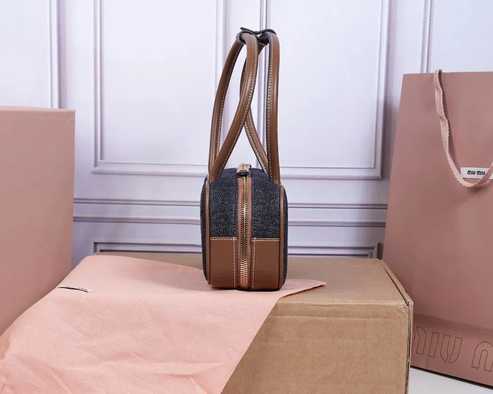 Luxury Bags Miun Miun Luxury Bag --122496 — image 3